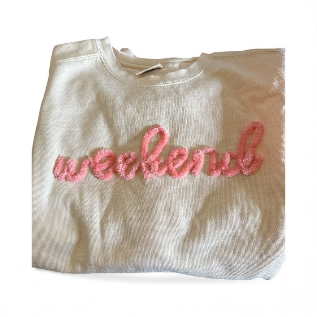 Weekend yarn embroidery